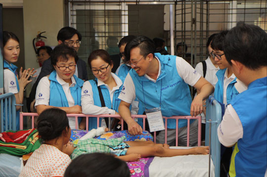 서울대병원 미얀마 의료캠프, 의료기술 전수 눈길