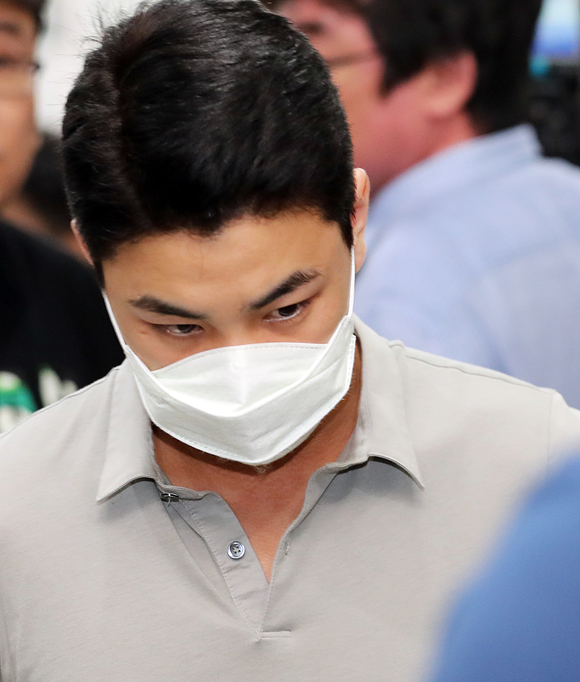 차주혁, 1심서 징역 1년 6개월 실형 선고… 법정 구속