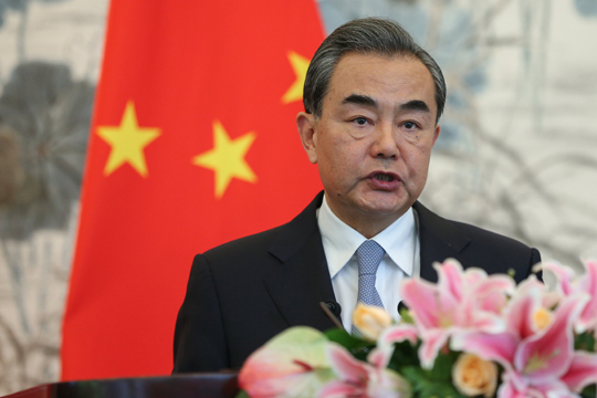 중국 왕이 외교부장, 北에 “더는 미사일 발사, 핵실험 말라”
