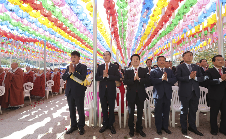 송하진도지사, 제1418주년 금산사 개산대재 봉행식  참가