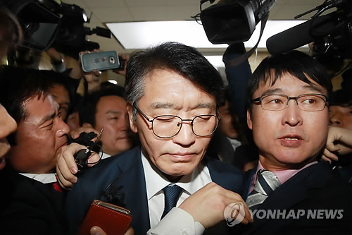 고대영 KBS 사장, 사퇴 표명… KBS 노조 잠정 파업 중단 결정