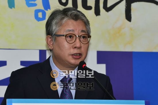 法, ‘김장겸 성추행’ 허위 폭로 조응천 의원에 “500만원 배상”