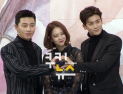 [쿠키영상] '낭만닥터 김사부' 결방 효과? '화랑' 깜짝 시청률 1위...“아이돌이 연기도 잘해”