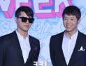 [쿠키영상] ‘위기의 JYJ' 박유천에 김준수까지, '임금 체불' 호텔 매각으로 구설…