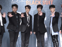 [쿠키영상] 슈퍼주니어, 아이돌 최초 홈쇼핑 출연…롱패딩 완판되자 ‘블랙수트’ 립싱크까지 공약 완수!