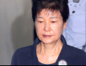 [쿠키영상] “박근혜 전 대통령, 징역 24년-벌금 180억” 중형 선고한 김세윤 판사는?…나이 만 66세, 90세 되면 석방