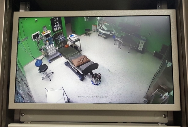 경기도의료원 산하 안성병원에 설치된 수술실 CCTV 통제실 화면 <사진=경기도>