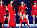 [쿠키영상] ‘2018 MAMA’ 화사의 새빨간 보디 슈트 눈길…엇갈린 반응 “과했다” vs “공연은 공연으로 봐라”
