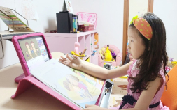 화면만 쳐다보는 우리 아이...눈 건강 어떡하나 