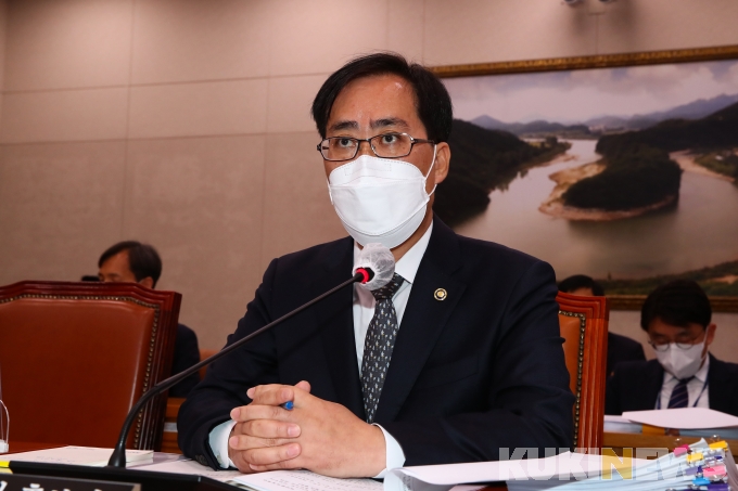 박준영 해수부장관 후보자 “日 오염수, 국제공조로 철회 요구”