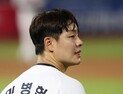 롯데 민병헌, 결국 은퇴… 뇌동맥류 치료 전념한다