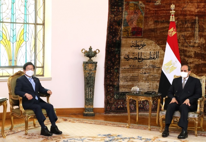 박병석 의장, 이집트 대통령 첫 만남…무슨 이야기 나눴나