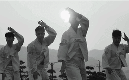 라떼기자의 now & then [5회] 곡선의 전통무예 ‘택견’