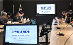 의대증원 논쟁 언제까지…“건강보험제도 개혁이 진짜 의료개혁”