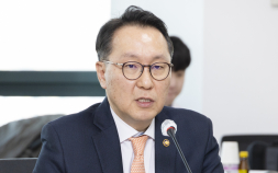 박민수 차관 “3058명 의대 정원 동결 정한 바 없어…대화 통해 결정”