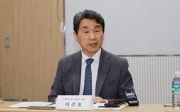 의대생 만난 이주호 부총리 “의대생 참여 ‘의학교육위’ 구성할 것”