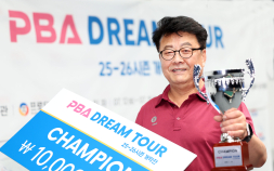 ‘69세 노익장’ 김무순, 마원희 제압하고 드림투어 개막전 우승 [PBA]