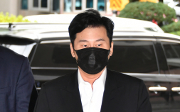 ‘면담 강요죄’ 양현석, 대법서 징역 6개월·집행유예 1년 확정
