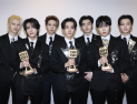 엔하이픈, ‘2025 MAMA’서 대상 포함 3관왕…“엔진 없었다면 이 순간도 없었다”