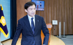 조국, 특정 정당 지역 독점 비판…“교섭단체 기준 정상화·결선투표제 도입해야”