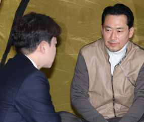 장동혁 단식장 찾은 이준석