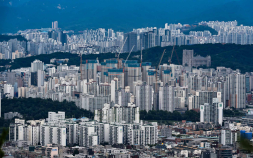 꺾인 집값 상승 기대감…3년 7개월 만에 최대 폭 하락