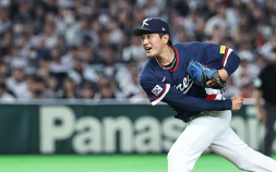 고영표, 한일전서 홈런 세 방 맞고 2.2이닝 4실점 부진 [WBC]