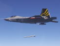 KF-21 날았지만 KAI는 ‘구조 시험대’…민영화 불씨 재점화