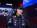 3세트 자멸한 T1, DK에 풀세트 끝 1-2 패 [쿠키 현장]