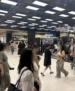경기 침체 속 나홀로 성장…백화점 호황은 ‘내수 회복’ 신호일까