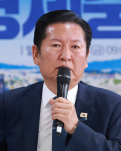 정청래 “한덕수, 50년 공직이 감형 사유? 오히려 가중 처벌돼야”