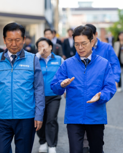 與, 어버이날 ‘사회적 돌봄’ 확대 약속…지선 후보들 공약도