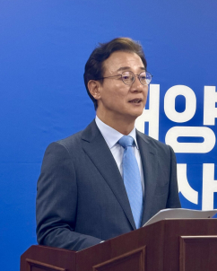 HMM 부산 이전 ‘확정’…전재수 “해묵은 구조 바꾸는 결단”
