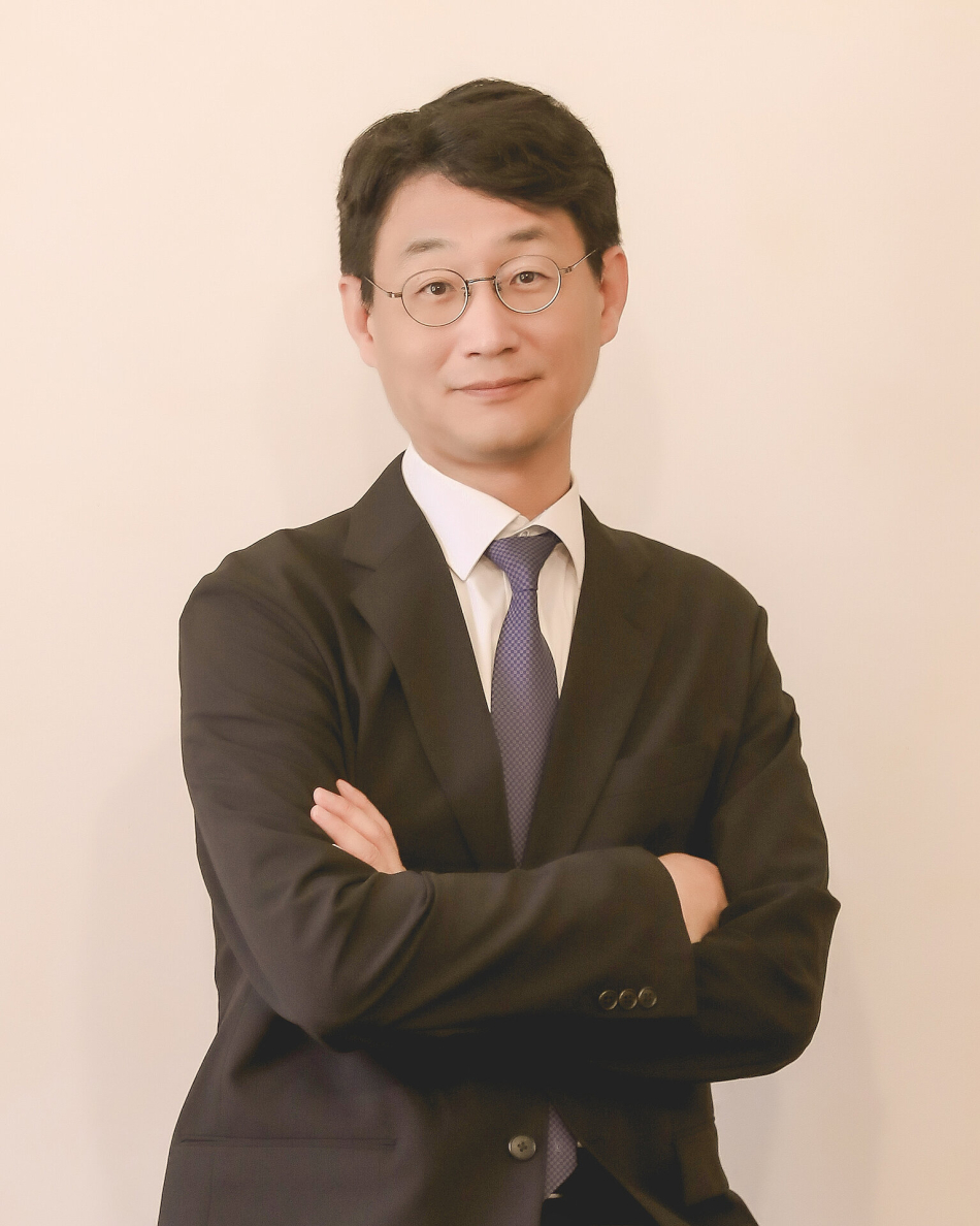 최준용 천연물안전관리연구원 초대 원장. 식품의약품안전처 제공