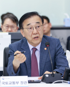 김윤덕 국토부장관 “양도세 중과 매물 잠김?…국민주권정부는 다르다”