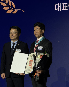 KGM 황기영 대표, 동탑산업훈장 수훈…수출·흑자 성장 공로 인정