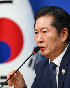 정청래 “나도 컷오프 됐지만 지원유세 했다”…‘역대급 4무4강’ 자평