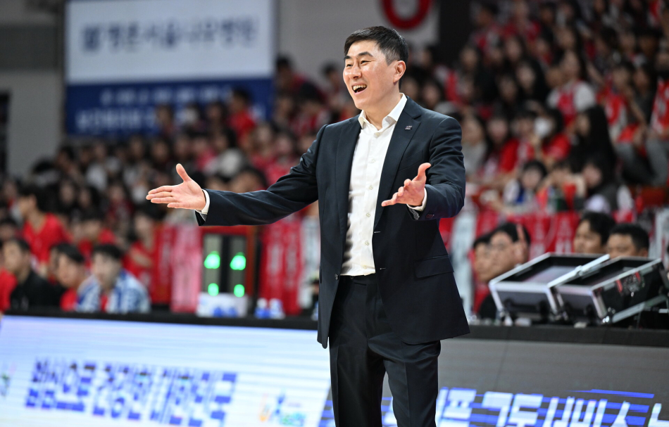 이상민 KCC 감독. KBL 제공