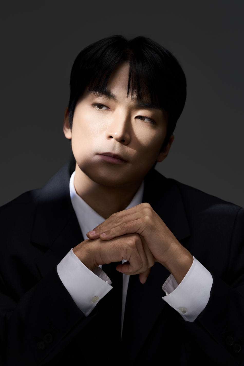오는 20일 솔로 앨범을 발표하는 김신의. 모던보이엔터테인먼트 제공