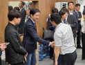 조국 “민주개혁 진영에 ‘평택을 공동공약’ 제안…단일화 논의는 없어” [쿡 정치포토]