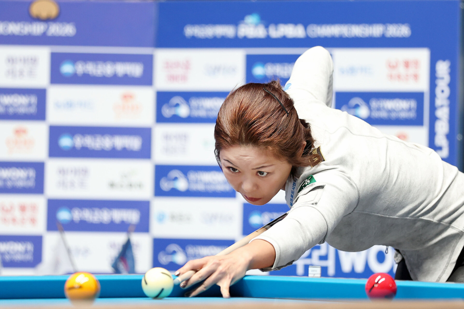 ‘당구 여제’ 김가영(하나카드)이 프로당구 시즌 개막전 준결승에 올랐다. PBA 제공