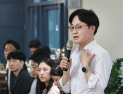김정관 “올해 수출 9천억달러 돌파 예상…반도체 효과만은 아냐”