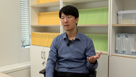 ‘마약 노출 피해자, 낙인 대신 도움을’…변기환 강남구중독관리통합지원센터장 인터뷰 [THE OVEN]