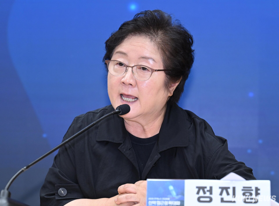 정진향 한국희귀·난치성질환연합회 사무총장이 29일 서울 여의도 국회의원회관에서 열린 ‘2026 쿠키뉴스 건강포럼‘ 토론에서 발언하고 있다.