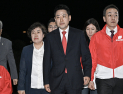 장동혁, 중앙선관위 항의 방문…‘참정권 침해‘ 주장 [쿠키포토]