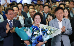 추미애, 경기지사 당선 확실…첫 여성 광역단체장 목전