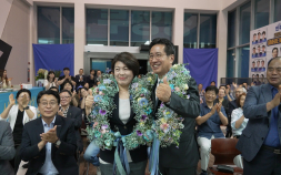 6.3지방선거 민주당 정영두 김해시장 당선…”사람 사는 세상, 함께 잘사는 김해 만들 것”