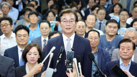 전재수, 박형준 꺾고 부산시장 당선…민주당 8년 만에 탈환 [6·3 지선]