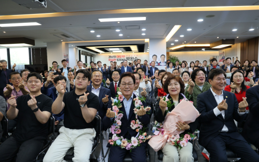 박완수, 경남지사 재선 성공…출구조사 뒤집고 초박빙 승부 승리