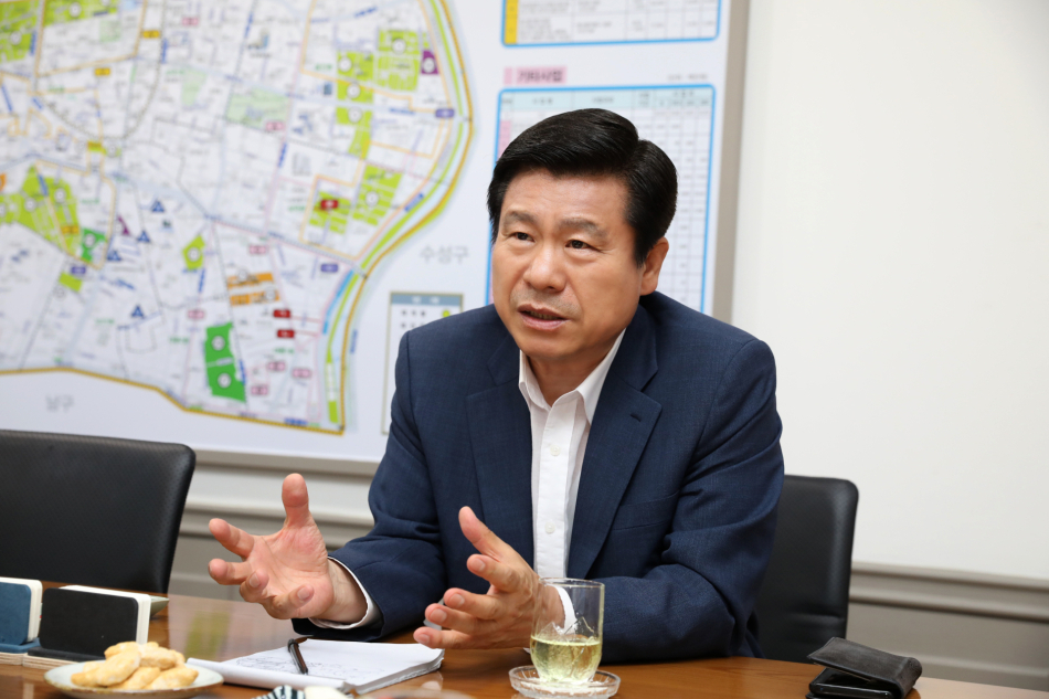 류규하 대구 중구청장 당선인이 “초심을 잃지 않고 약속을 반드시 실천하겠다”고 밝혔다. 류규하 당선인 제공